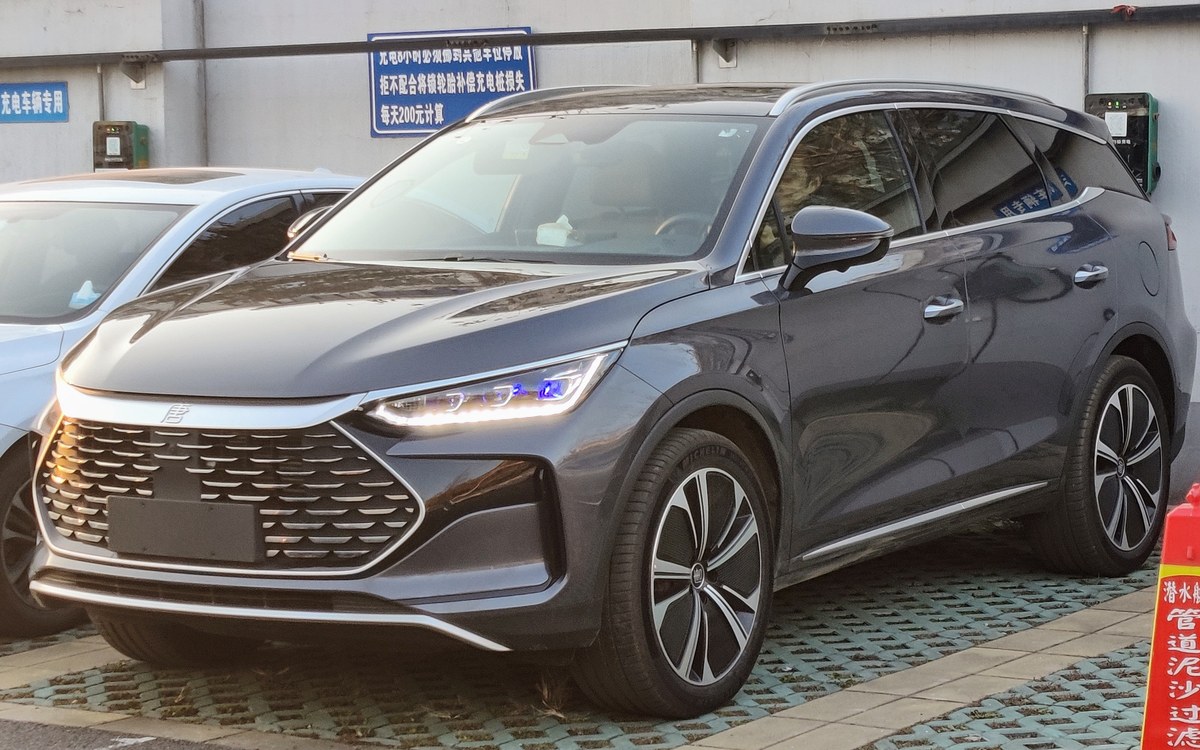 BYD Tang (Китай)