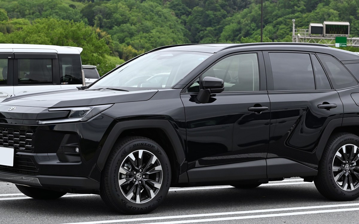 Toyota RAV4 (Япония)